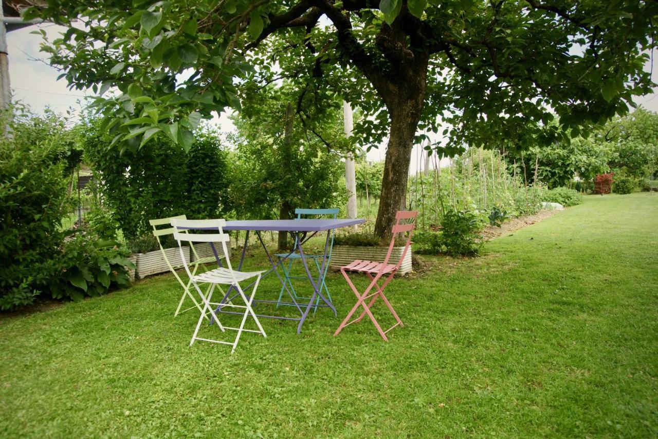 B&B The Secret Garden Buia Luaran gambar